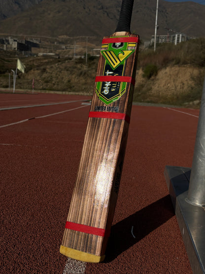Ghost Edition Hard Tennis Bat