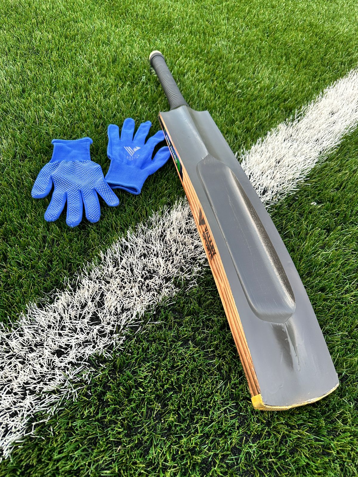 Rhino Advance Hard Tennis Bat