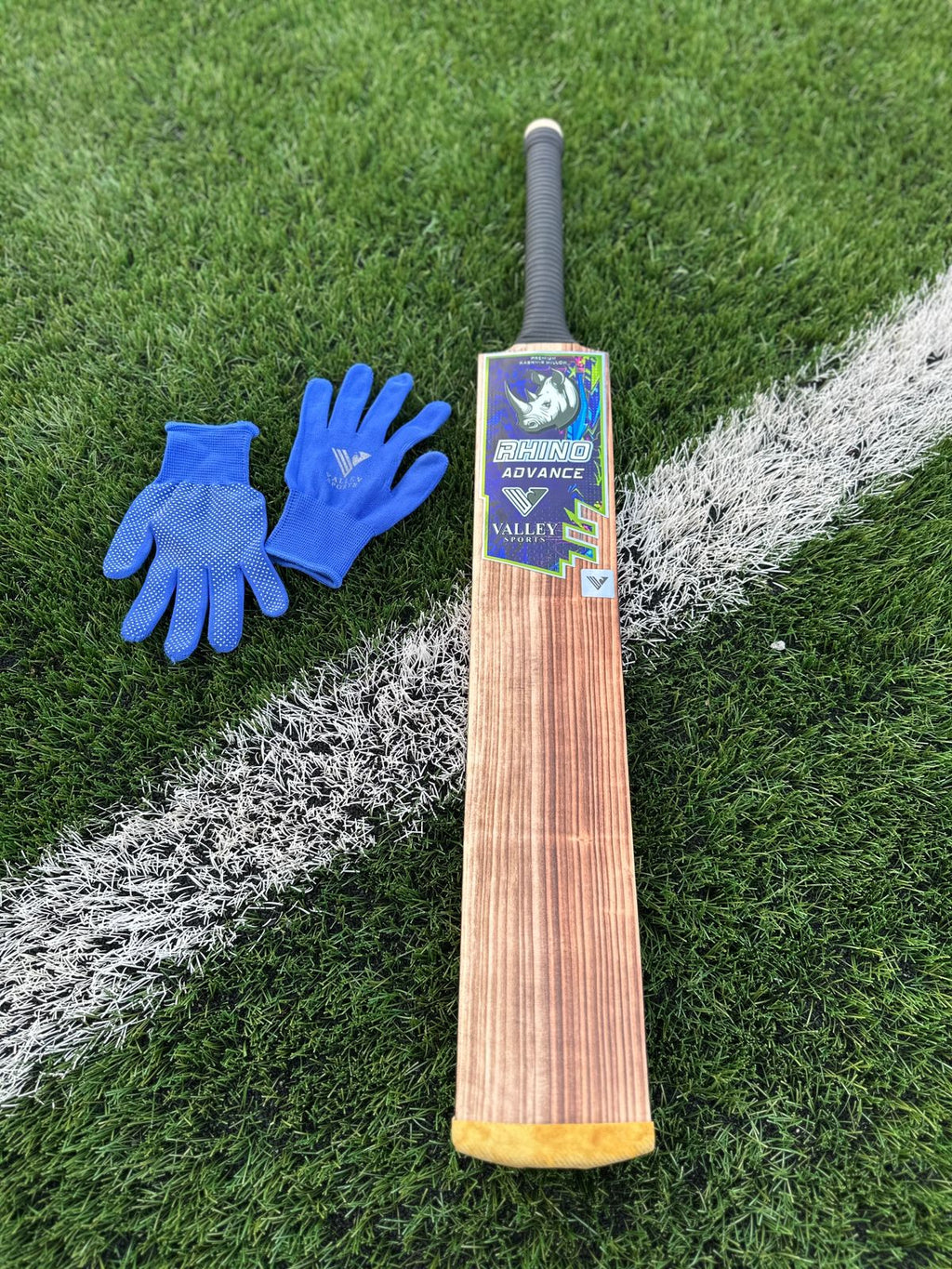 Rhino Advance Hard Tennis Bat