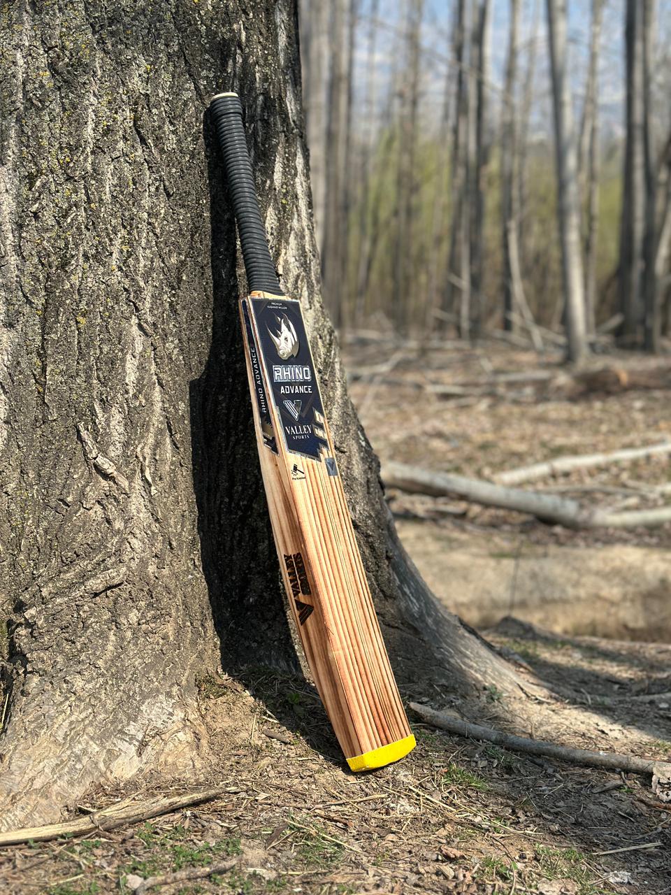 Rhino Advance Hard Tennis Bat